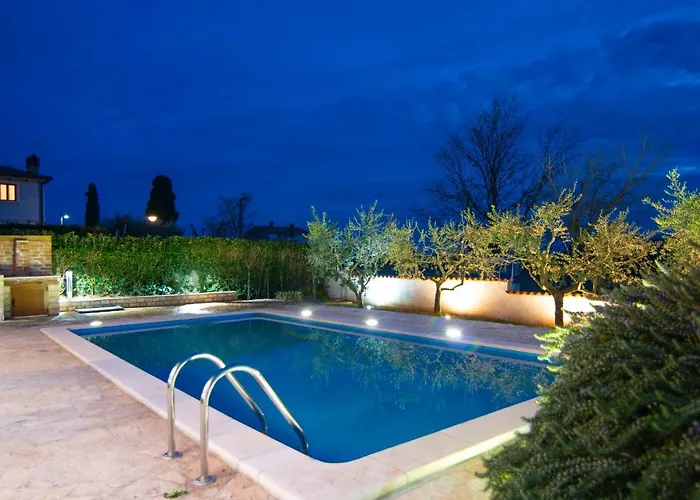 Bergmann By Interhome Svetvinčenat