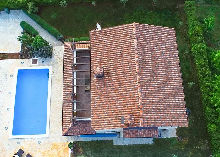 Bergmann By Interhome